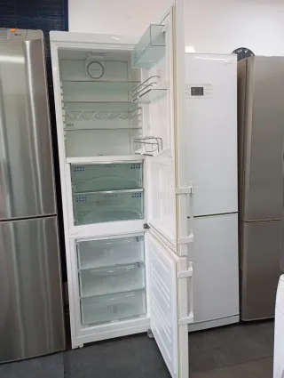 Nevera Liebherr Blanca