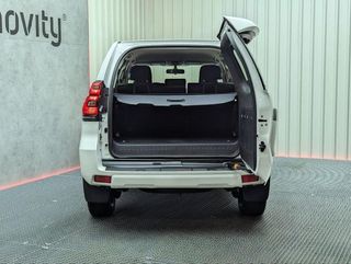 Toyota Land Cruiser 2.8 D-4D GX 7 Plazas