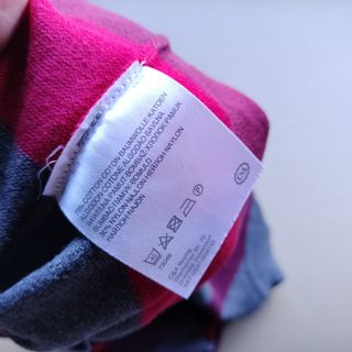 Camisola Gola Alta Riscas Cinza e Rosa