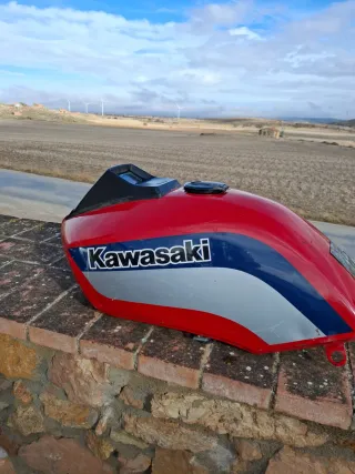 Depósito Gasolina Kawasaki GPZ 400