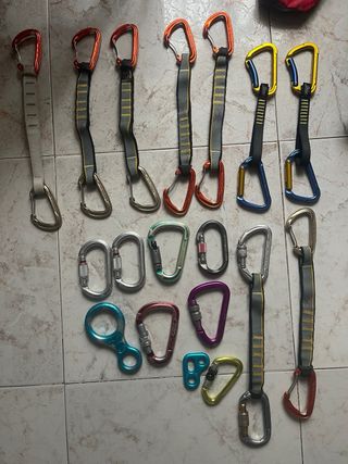 Pack Equipamiento Escalada Mosquetones y Cintas