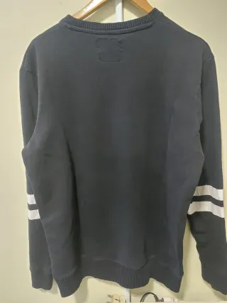 Lote 2 Sudaderas Zara y Polinesia Talla L