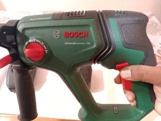 Martillo Bosch Universal Hammer 18V