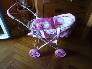 COCHECITO DE MUÑECAS PLEGABLE Hello Kitty