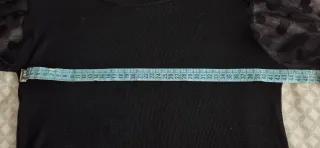 Jersey negro,mangas originales.