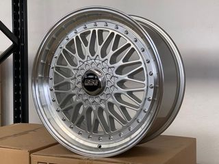 2+2 Llantas 8x18 y 9.5x18 5x120 et20 74.1 stilo RS