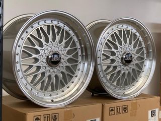 2+2 Llantas 8x18 y 9.5x18 5x120 et20 74.1 stilo RS