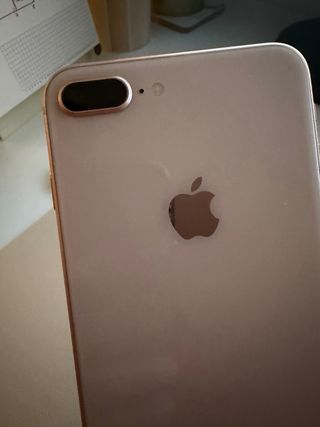 iPhone 8 Plus Dorado