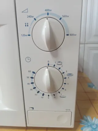 Microondas Samsung 800W M736.Nuevo.