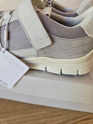 Zapatillas Geox Talla 35 Gris/Blanco
