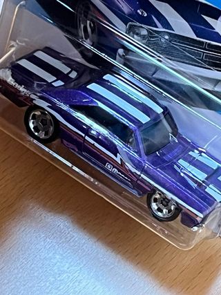 Hot Wheels '68 Dodge Dart