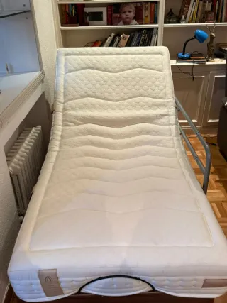 Cama articulada eléctrica con mando
