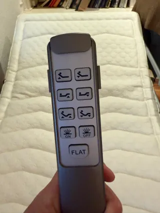 Cama articulada eléctrica con mando