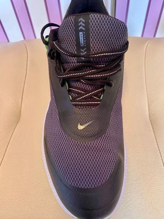 Nike Quest Shield Zapatillas Running Talla 44