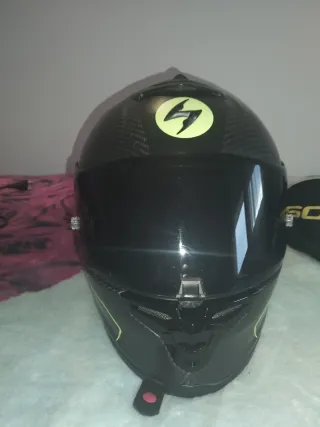 Casco Scorpion R1
