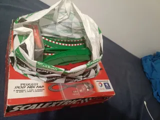 Scalextric Peugeot 908 HDI FAP