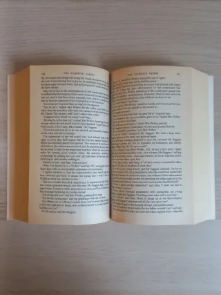 Pickwick Papers (Wordsworth Classics)