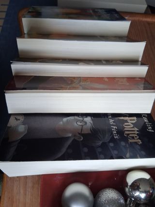 Harry Potter, 5 libros como nuevos, ideal regalo.