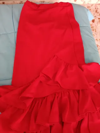 Falda flamenca roja volantes