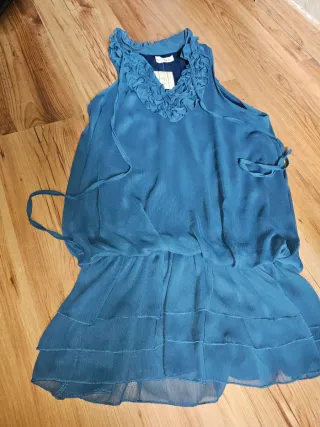 Camisa sin estrenar. Color azul, muy ponible