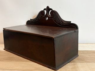 Caja Portacartas Antigua Madera Tallada