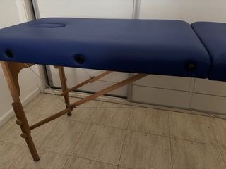 Camilla plegable para masajes en muy buen estado