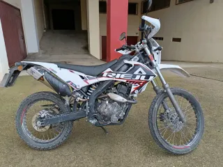 Rieju MRT 125