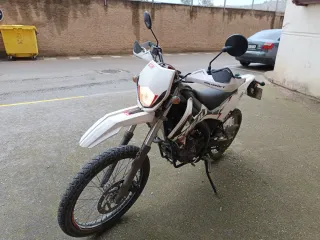 Rieju MRT 125