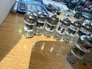 Lote 16 Válvulas Sylvania 6201 ECC81 Ecc801s 12at7