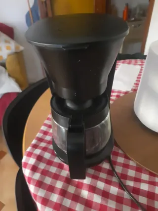 Cafetera Eléctrica Compacta