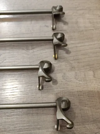 Otto bastoni per tendine a vetro in metallo