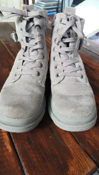 Botas niña talla 32