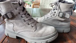 Botas niña talla 32