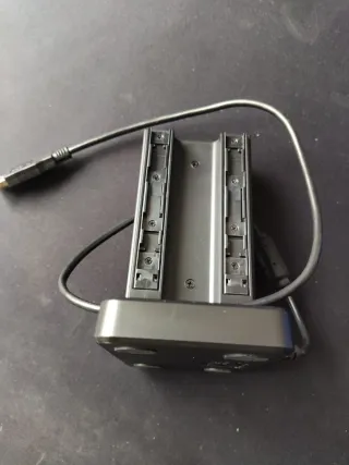 Cargador Múltiple HORI Nintendo Switch Joy-Con