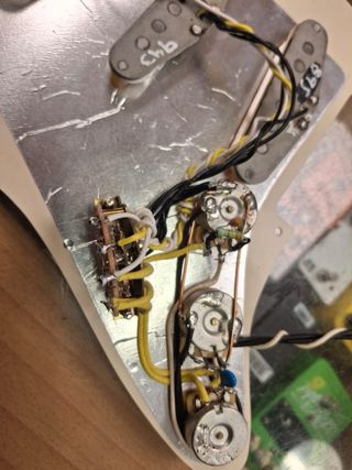 Guitarra Eléctrica Red Pasley Stratocaster.