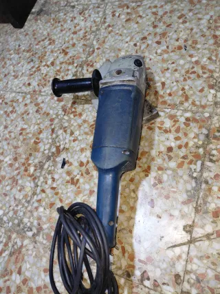 Radial Bosch GWS 22-180