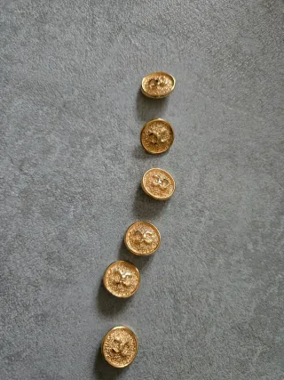 Bottoni Chanel CC Oro