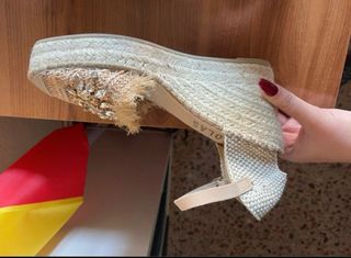 Sandalias cuña paja y pedrería