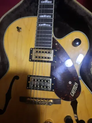 Guitarra Eléctrica Gretsch con Estuche