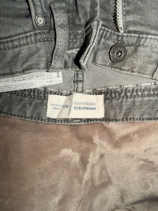 Pantalones vaqueros grises