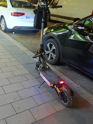 Patinete eléctrico con luces patenete noava LED