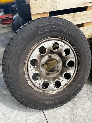 2 ruedas Cooper Disvoverer 195/80/15