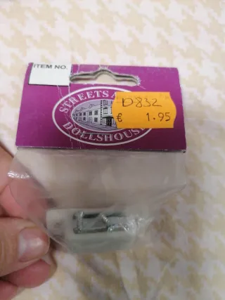 Magnete per porta di casa delle bambole