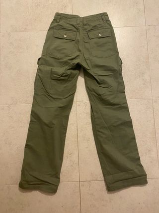 Pantalón cargo verde talla 34