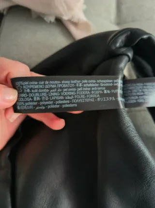 Bolso de mano Massimo Dutti negro