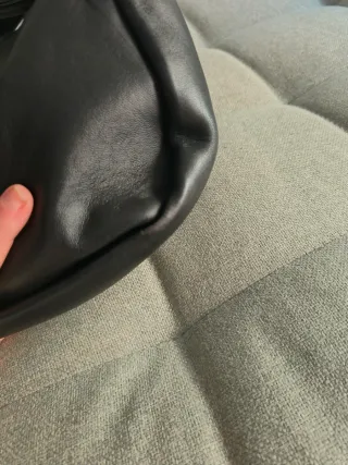 Bolso de mano Massimo Dutti negro