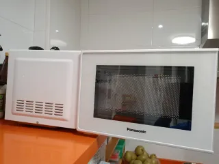 Horno Microondas Panasonic NN-K10 | Blanco