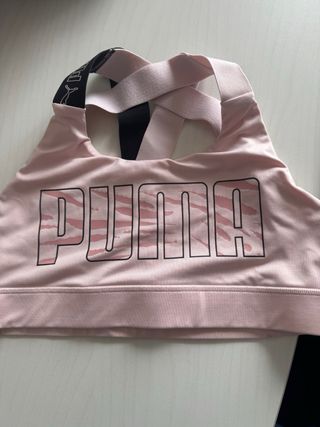 Top sportivo Puma rosa