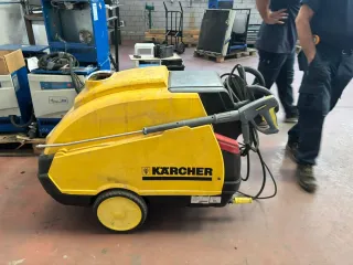 Máquina de limpieza karcher