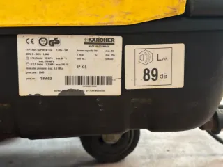 Máquina de limpieza karcher